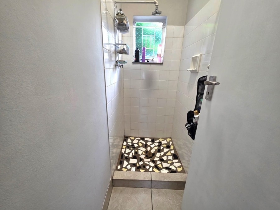 To Let 4 Bedroom Property for Rent in Hospitaalheuwel Free State